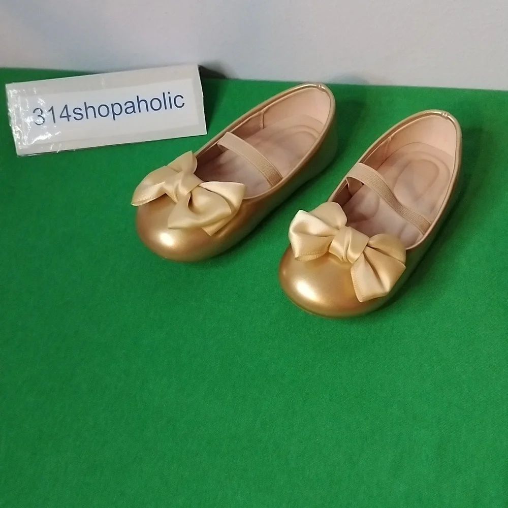 Toddler Girls Gold Patent Leather Shoes With Bow